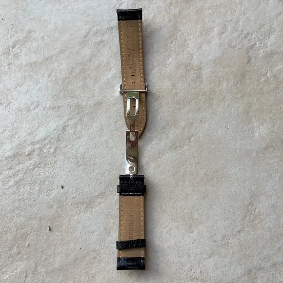 Watch band for Gucci 22mm black leather band